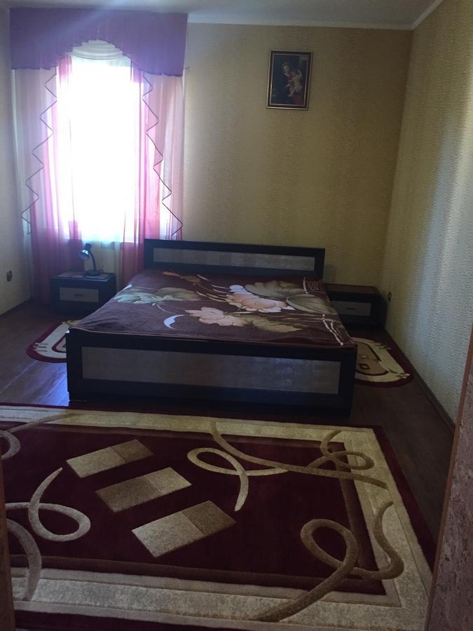 فندق U Zubrytskyh تريسكافيتس المظهر الخارجي الصورة